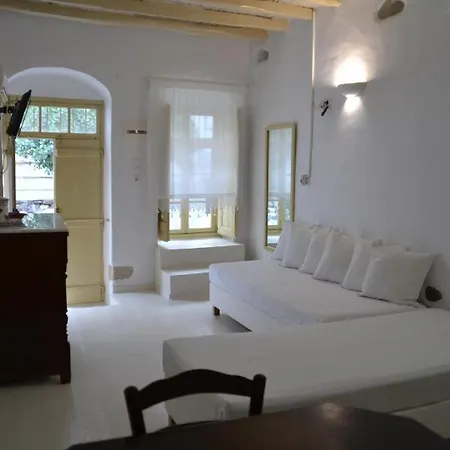 Kastro Holiday home